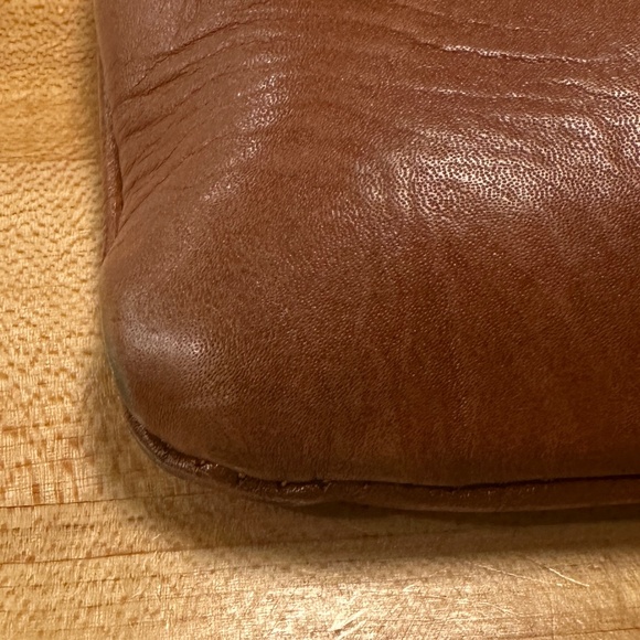 Patricia Nash brown saddle leather large size zippered wristlet - Picture 5 of 12